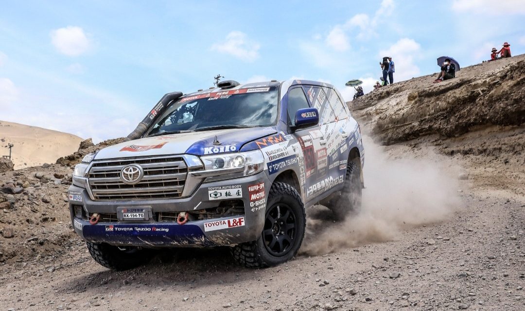 Der Toyota Land Cruiser 300 wird 2023 an der Rallye Dakar teilnehmen.
